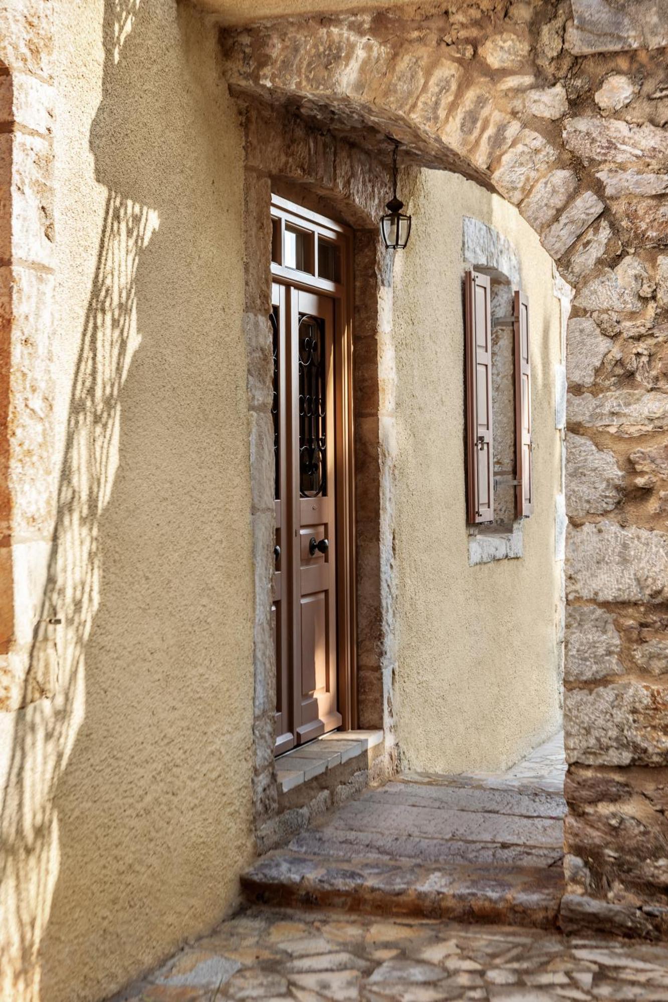 Dadi Parnassos Boutique Hotel Amfikleia Extérieur photo